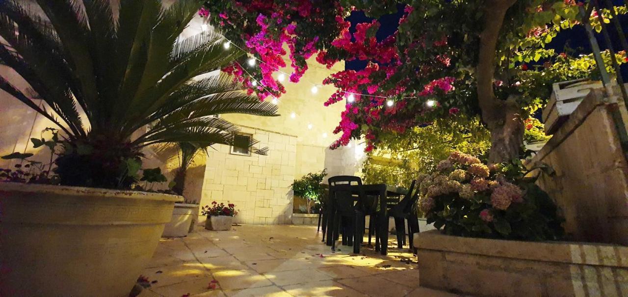 Bed and Breakfast Trulli Antica Fonte Альберобелло Экстерьер фото