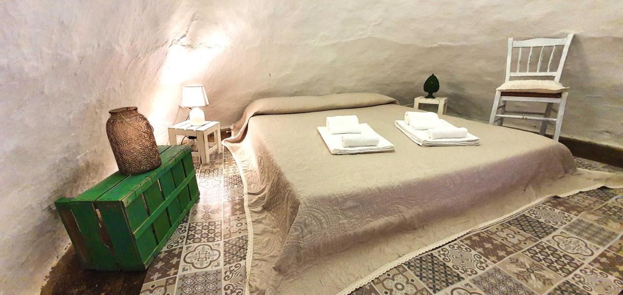 Bed and Breakfast Trulli Antica Fonte Альберобелло Экстерьер фото